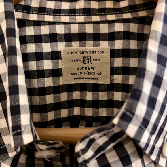 Jcrew short sleeve navy gingham button down - Picture 3 of 3